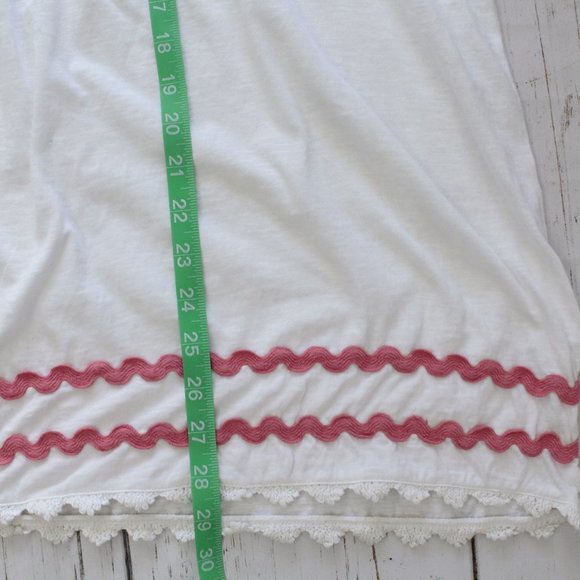 Crown & Ivy White Cold Shoulder Top - Picture 12 of 12